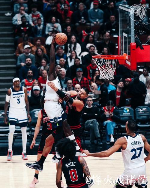 爱德华兹37分助森林狼击败快船止3连败 公牛逆转马刺获胜 爱德华兹37分助森林狼击败快船止3连败 公牛逆转马刺获胜