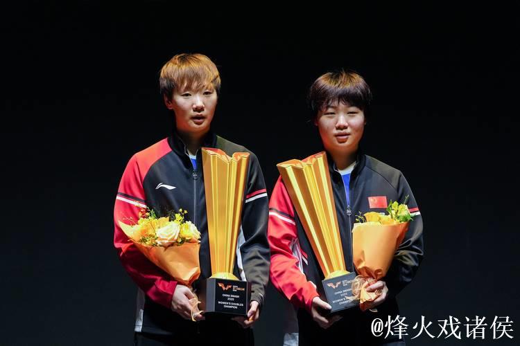 WTT总决赛女单激战 王曼昱战胜蒯曼夺冠 WTT总决赛女单激战 王曼昱战胜蒯曼夺冠